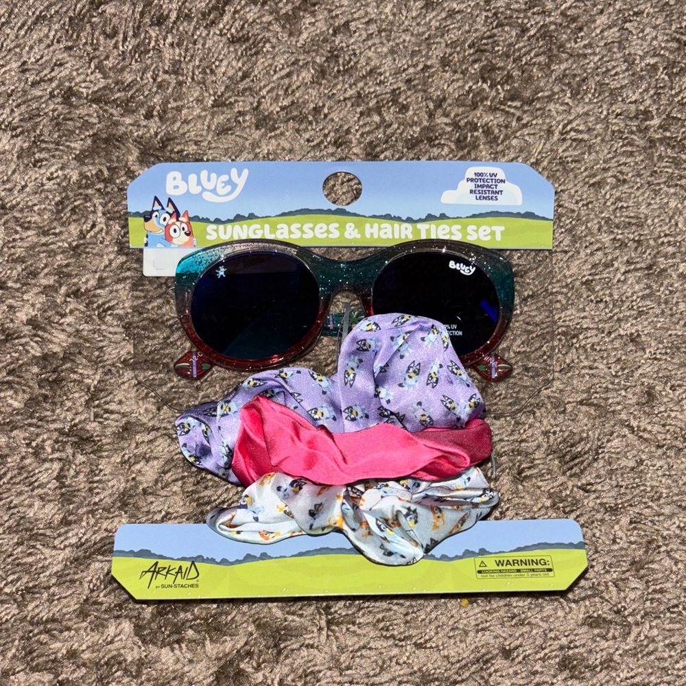 Bluey Sunglasses and Hair Ties Set
